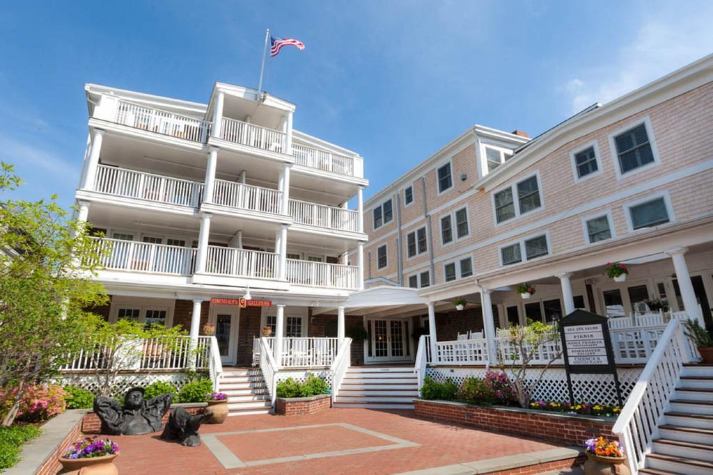Vineyard Square Hotel And Suites Edgartown Bagian luar foto