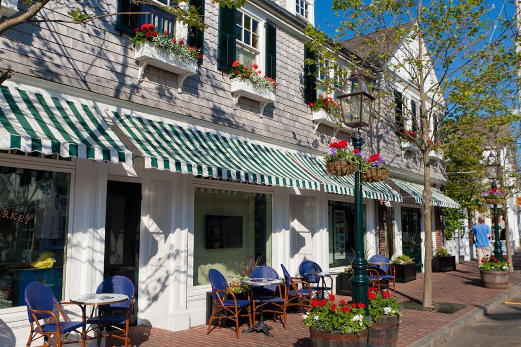 Vineyard Square Hotel And Suites Edgartown Bagian luar foto