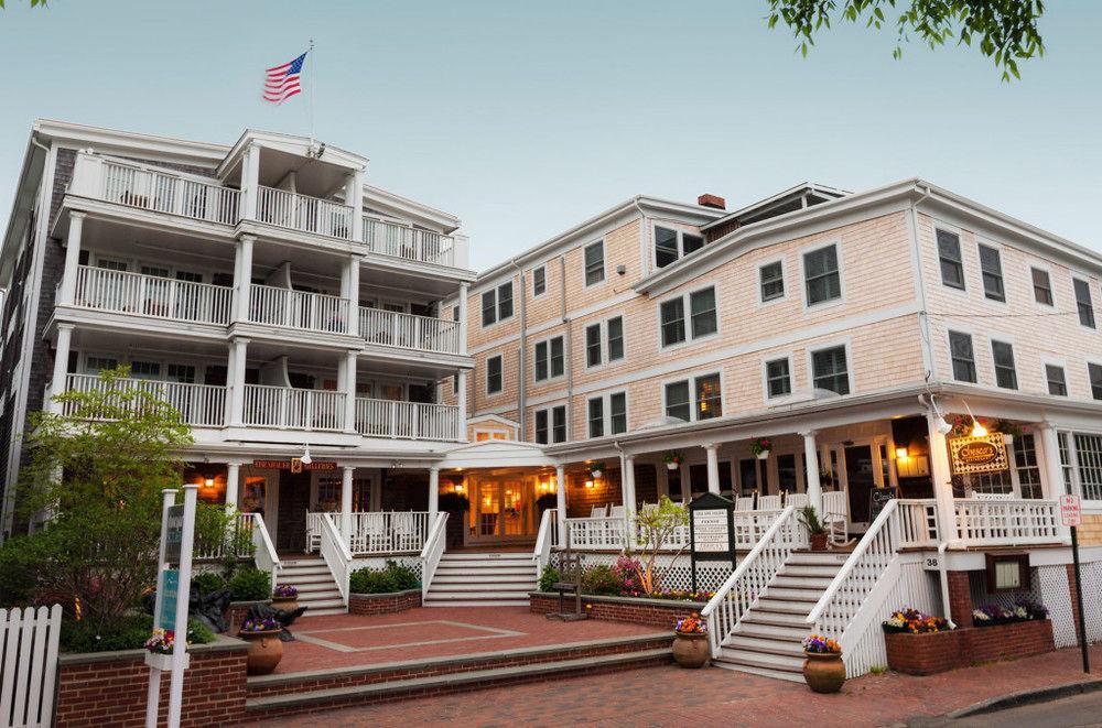 Vineyard Square Hotel And Suites Edgartown Bagian luar foto