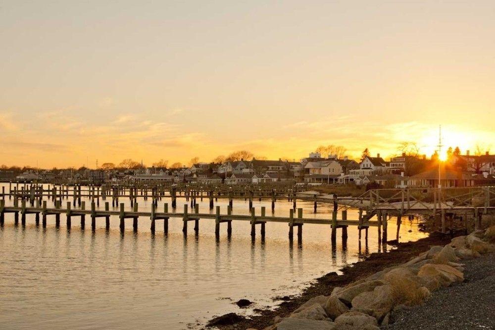 Vineyard Square Hotel And Suites Edgartown Bagian luar foto