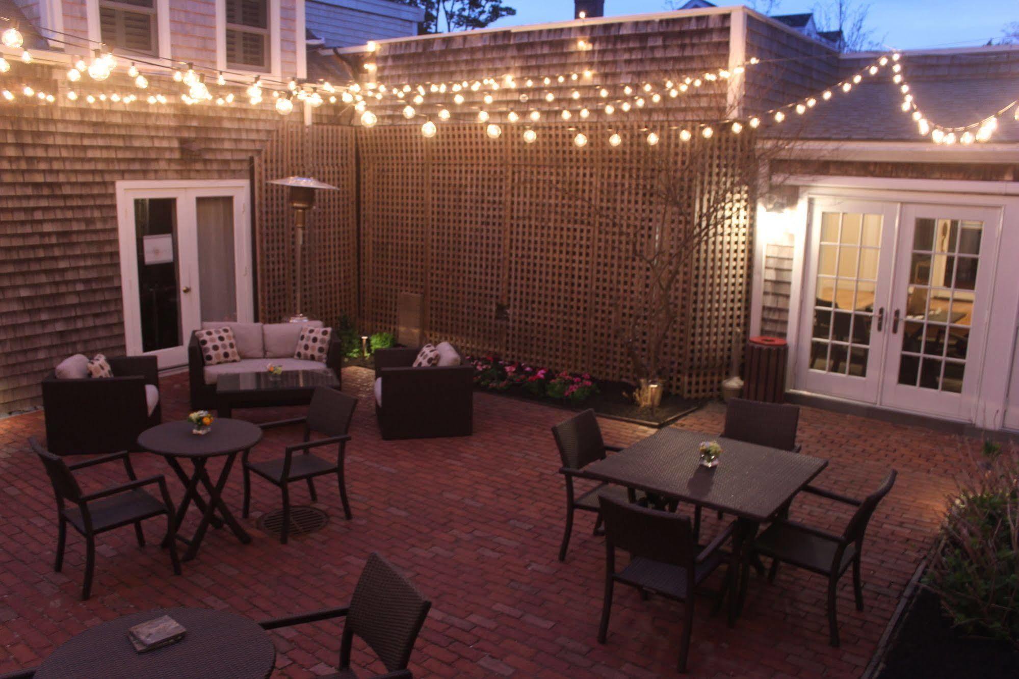Vineyard Square Hotel And Suites Edgartown Bagian luar foto